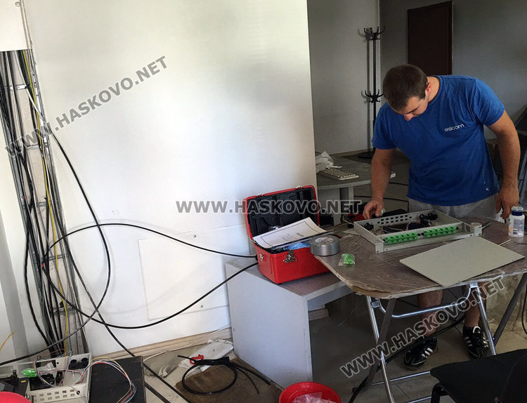 След цяла нощ работа на аварийните екипи ЕСКОМ възстанови кабелната ТВ 