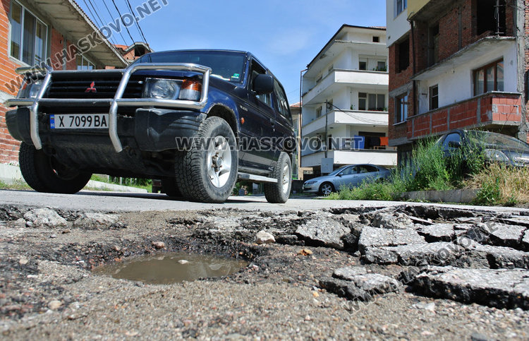 Пороят разби улици в Хасково