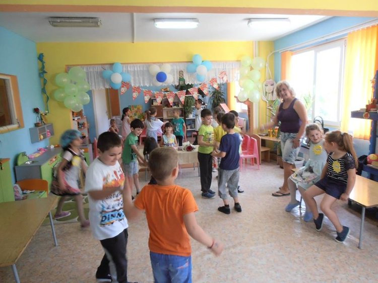 Деца управляваха ОДЗ "Слънце" на 1 юни