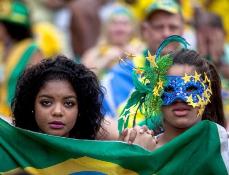 Масови протести в Бразилия за защита правата на жените