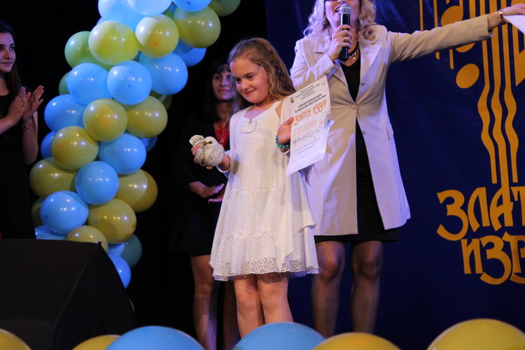 Ивон Иванова е "Димитровградското откритие" на фестивала "Златен извор" 2016