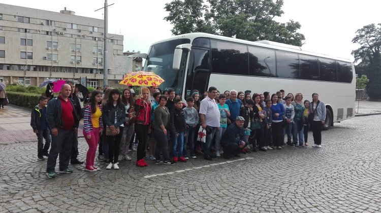 50 наши  ученици гостуват в Одрин