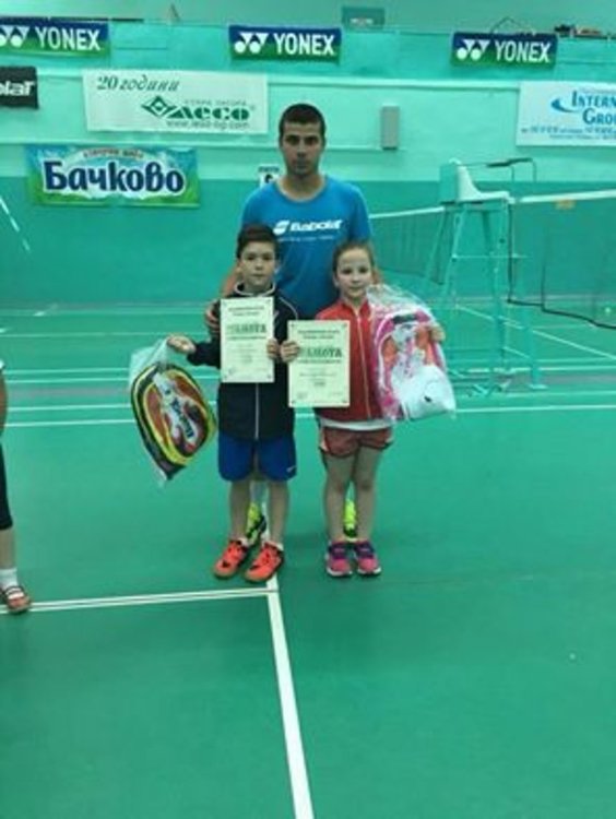 Първи шампионски титли завоюваха Алекс Василева и Христо Костов