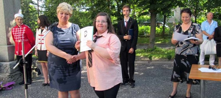 Симона Чаушева с отличие за историческо есе за Ботев