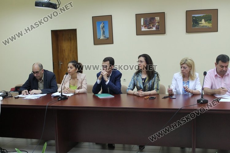 52 фирми с места за безработни по европрограма за близо 1 млн.лв.