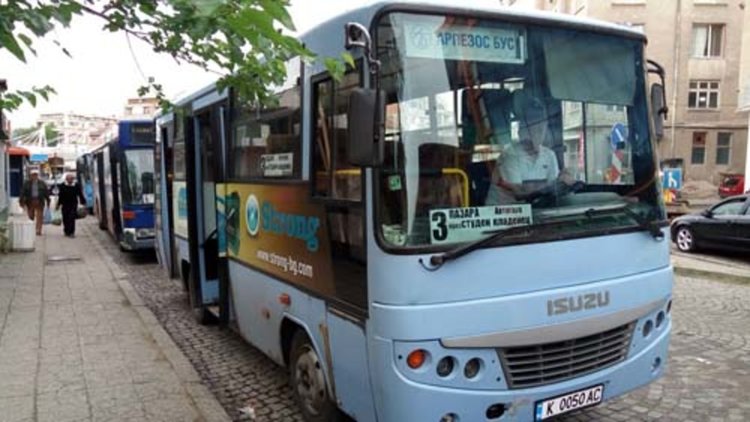 Отново пускат автобус № 3 по настояване на клуба на ГЕРБ в кърджалийски квартал