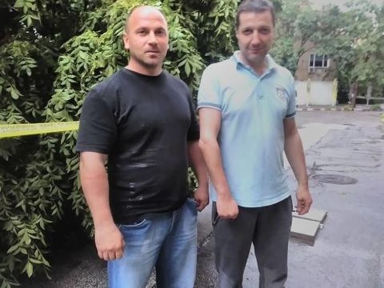 Дърво падна върху двама в Асеновград