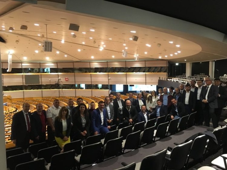Кметове, съветници и общественици от област Кърджали на посещение в Брюксел по покана на евродепутата Неджми Али