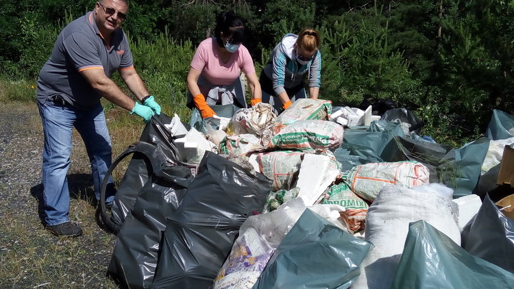 Голямото чистене - събраха 1,5 тона животински кости и над 150 чувала битови отпадъци 