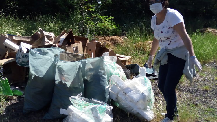 Голямото чистене - събраха 1,5 тона животински кости и над 150 чувала битови отпадъци 