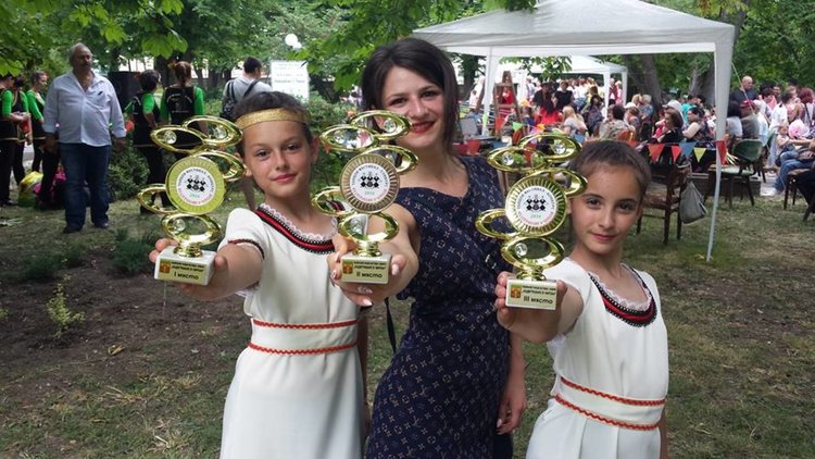 Танцьорки се завърнаха от Чирпан с пълен комплект призови места  