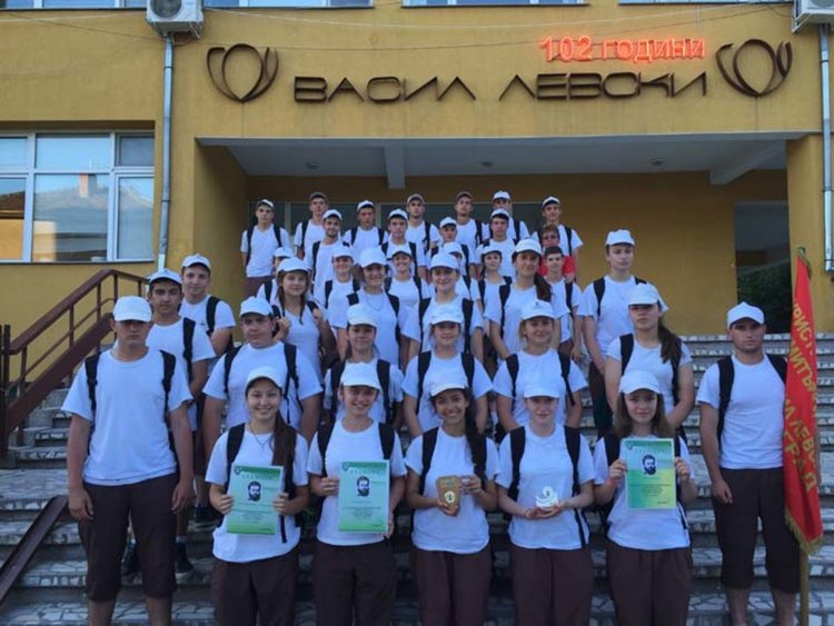 Ученици от Крумовград извървяха достойно пътя на Ботевата чета