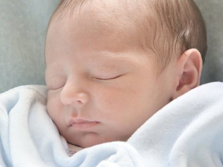 Лекари изродиха бебе на майка в мозъчна смърт от 4 месеца