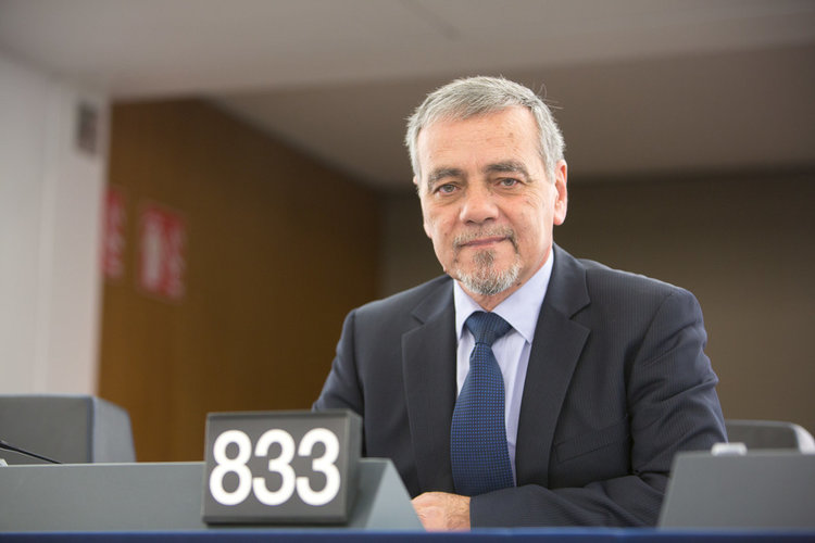 ЕП прие Резолюция за защита на земеделските производители срещу нелоялната конкуренция от хранителните търговски вериги