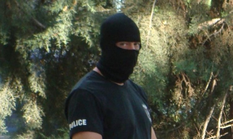 Чужди служби се опитали да купят енергийни фирми