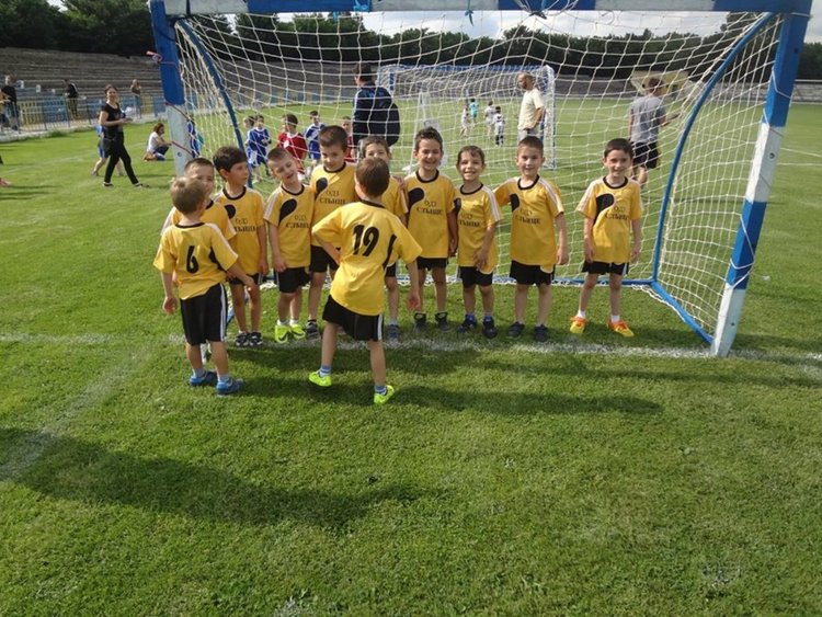 ОДЗ Слънце участва с два отбора в турнира