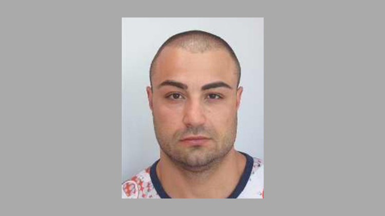 МВР издирва само Иван Терзийски за стрелбата по Митьо Очите