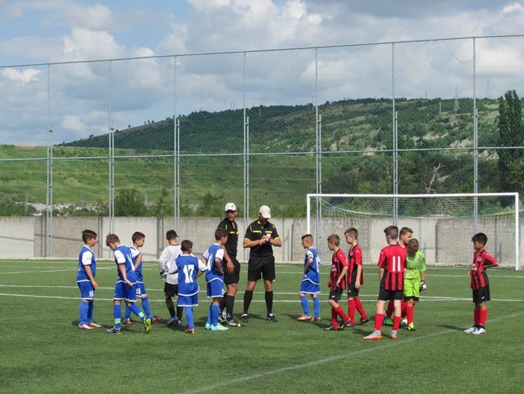 Детски футболен турнир "CHAMPION of CHAMPIONS" 2016 събира млади таланти в Златоград