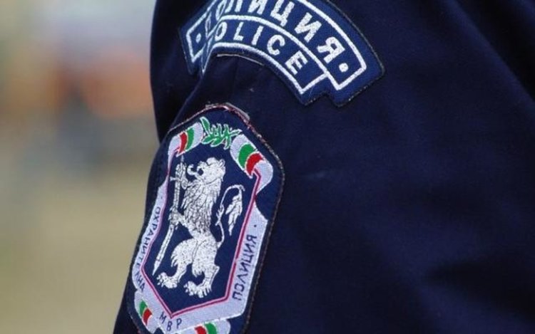 Специализира акция: Проверени 13 автомобила и 15 лица - 4 нарушения