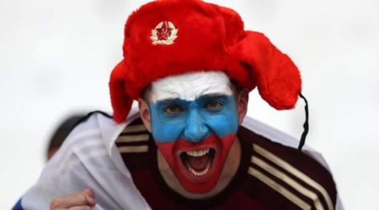 РФС призова феновете да спазват законите, двама бяха екстрадирани от Франция