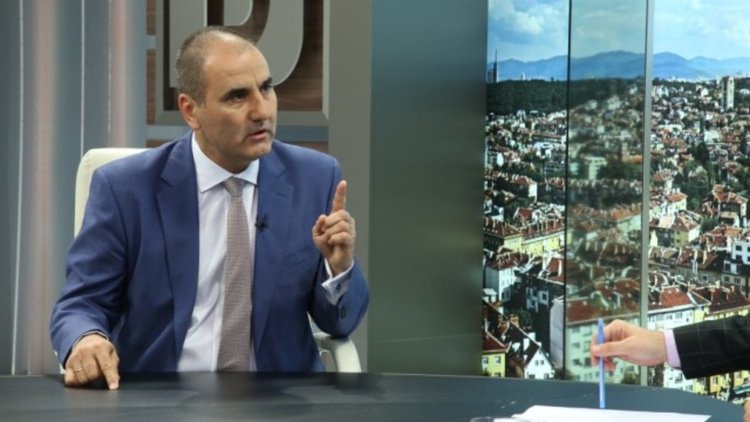 За ситуацията в Слънчев бряг виновен бил Цветлин Йовчев, обяви Цветанов