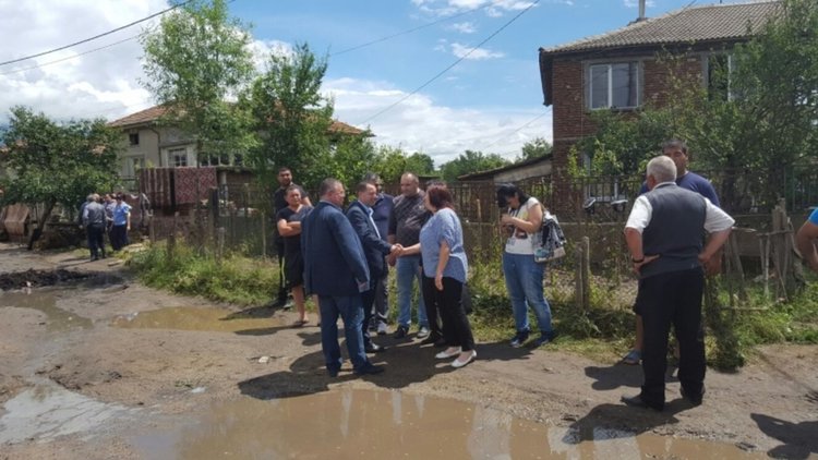 Еднократна помощ за пострадалите от пороите в село Дъбене