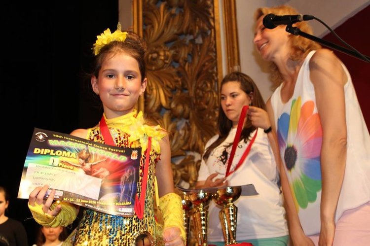 Магдалена Стоянова 