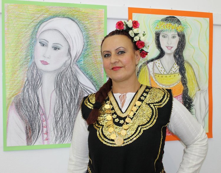 "Хубостта българска" показва преподавателка от Димитровград в първа изложба