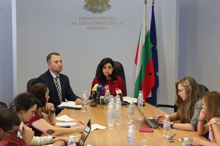 Разпоредиха проверка, заради три съмнителни проекта по програмата "Подкрепа за предучилищно образование и подготовка"