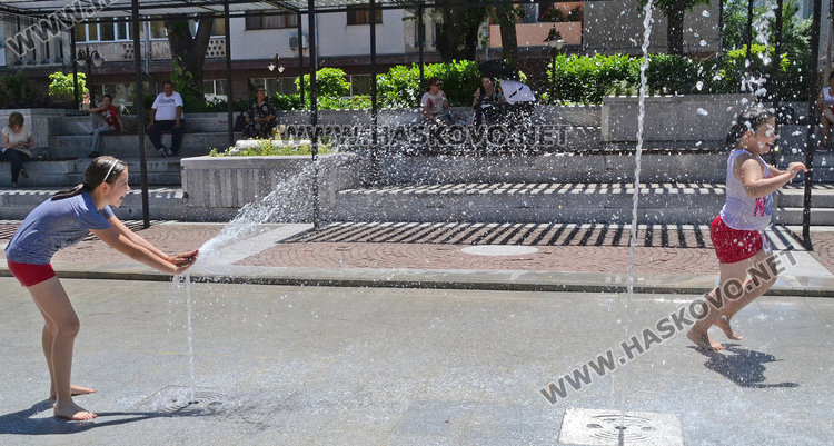 Малко над 30-те днес, утре ни чака рекордна жега