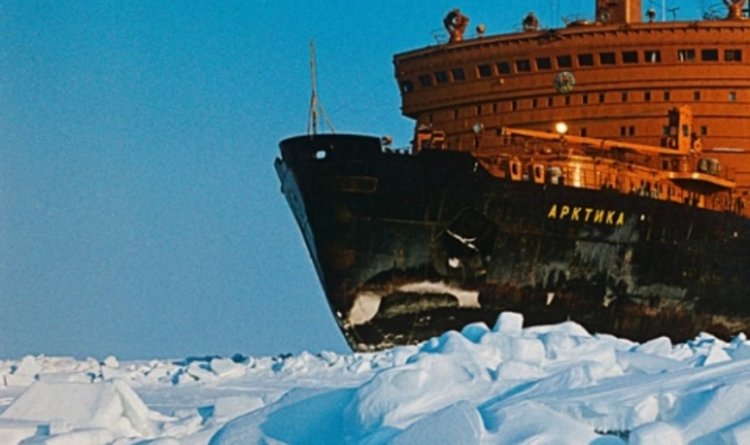 Русия превзема Арктика с атомни ледоразбивачи