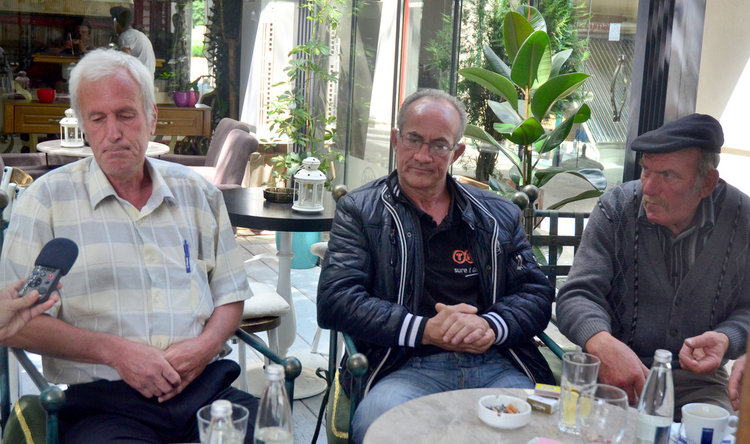 Младен Мандов е областният координатор на Демократичната партия на труда