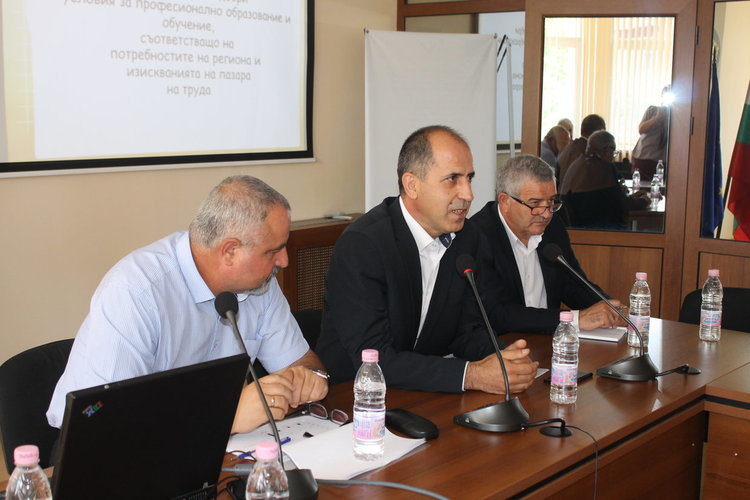 Изработиха актуална „снимка“ на пазара на труда и професионалното образование в Кърджали 