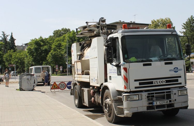 Аварията на бул."Раковски" вече е отстранена, информираха от ВиК