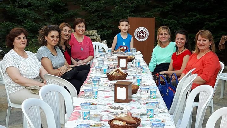 ДПС даде ифтар в Турция