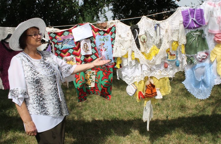 Анка Недева от читалището в кв.Марийно