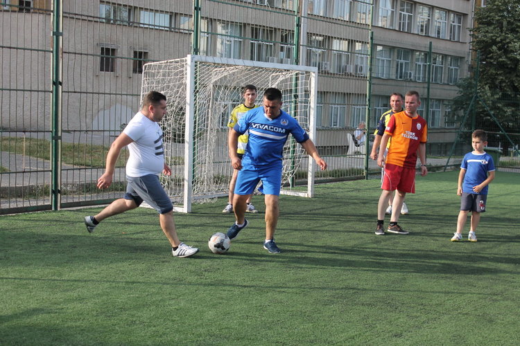 Футболните аматьори на Горно Прахово и Башево завършиха наравно