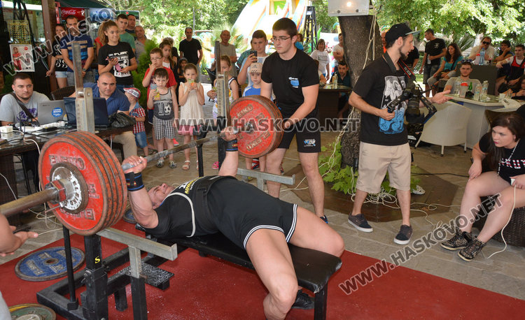 Бащата на убития Антон: Пийте и трепете с колите, младежи, ВКС ви защитава