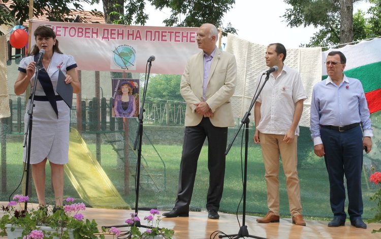 Кметът на Крум Златка Тенева откри събора на плетенето