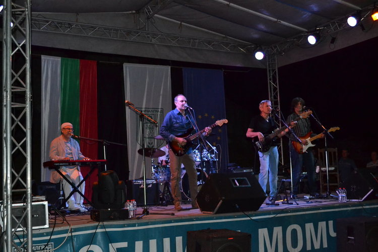 Стотици пяха с „Диана експрес” в „Нощта на Орфей”