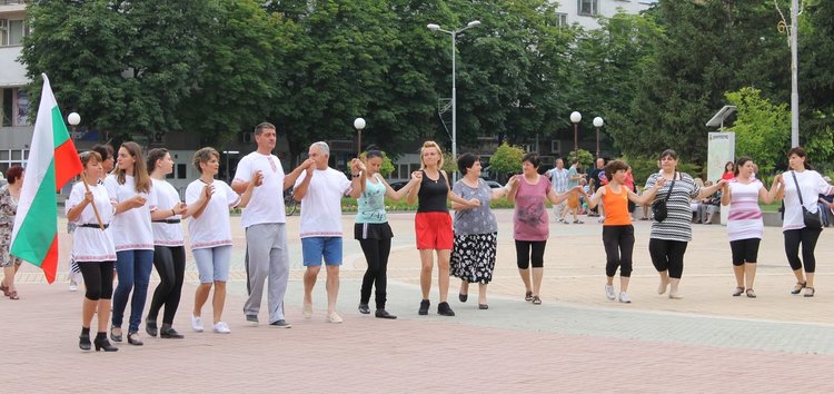 138 лв. набра общоградското хоро в Димитровград за #Спаси Жоро