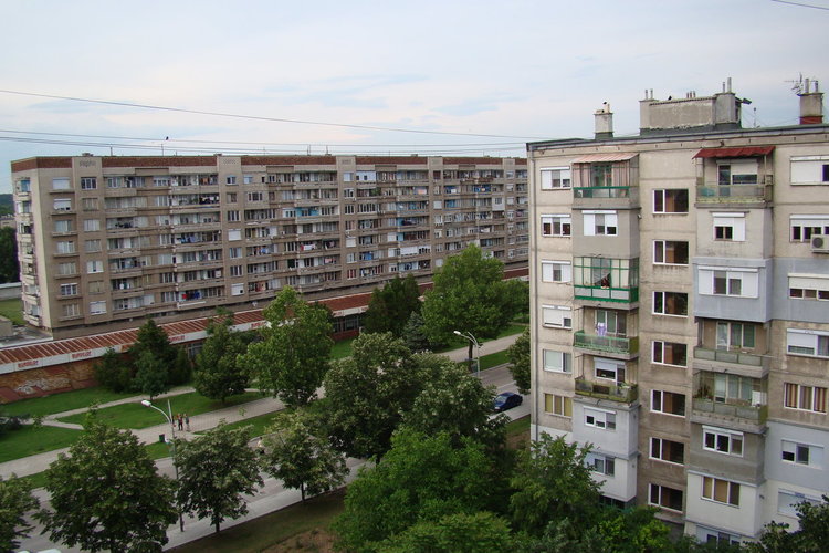 От началото на юли санират още 12 блока в Димитровград