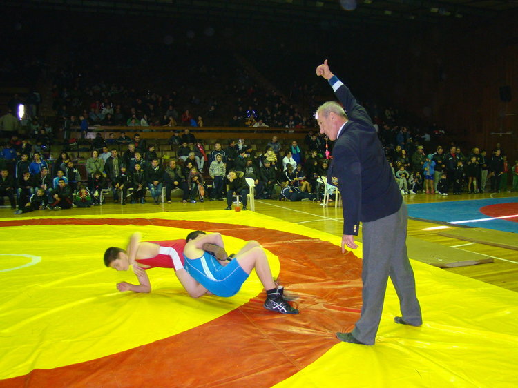 Димитровградски борци с бронзови медали от международен турнир