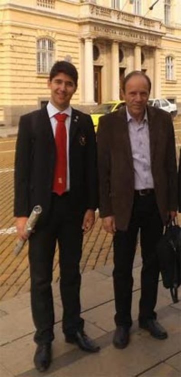 Ученици от “Славейков” на международна школа по математика