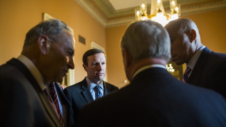 Сенатът на САЩ отхвърли четири предложения за контрол на оръжията