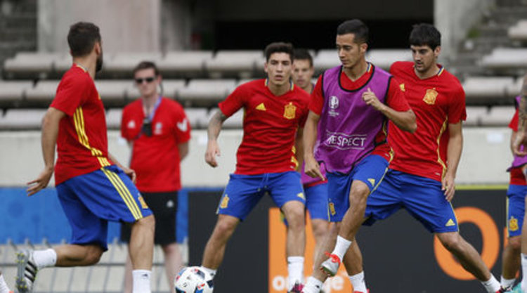 Мачовете днес: Въпросителните в още две групи ще намерят отговор