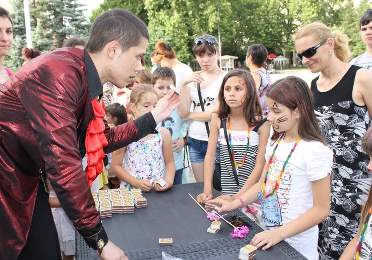 С магически празник започнаха летните занимания за деца в Димитровград