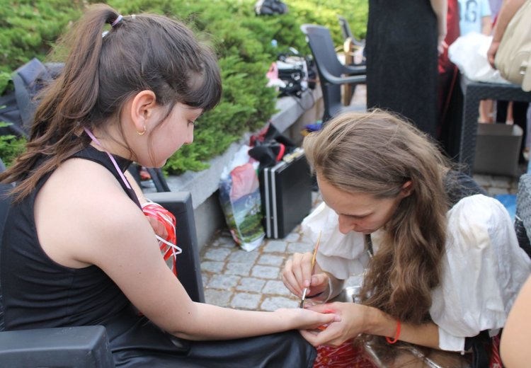 С магически празник започнаха летните занимания за деца в Димитровград