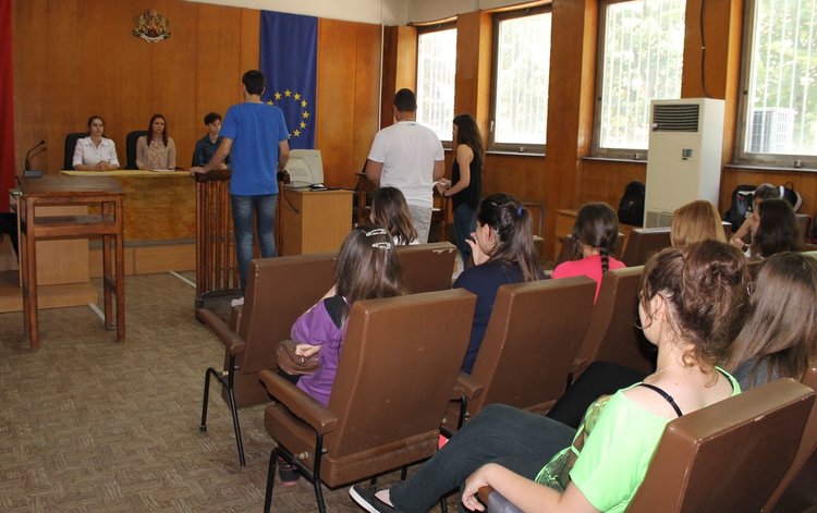 Вазовци станаха магистрати в Районния съд в Димитровград