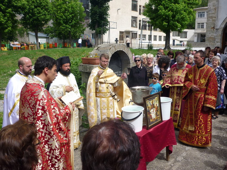 Храмов празник на единствената църква "Свети Дух" в Смолян